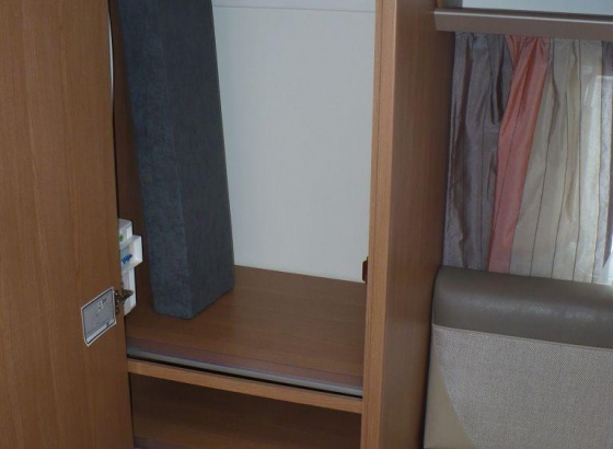 d048e0bf-4e27-4d37-b1b7-59856e13c3ff_hr009_1024_1024