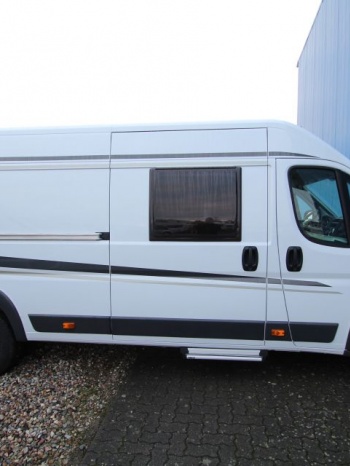 Weinsberg Carabus 630 ME Lakóautó